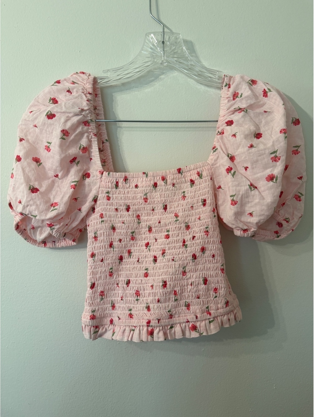 Altar’d State Pink Smocked Puff Sleeve Crop Top - S
